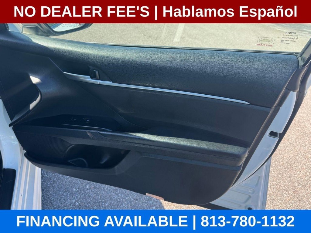 2018 Toyota Camry Image 26