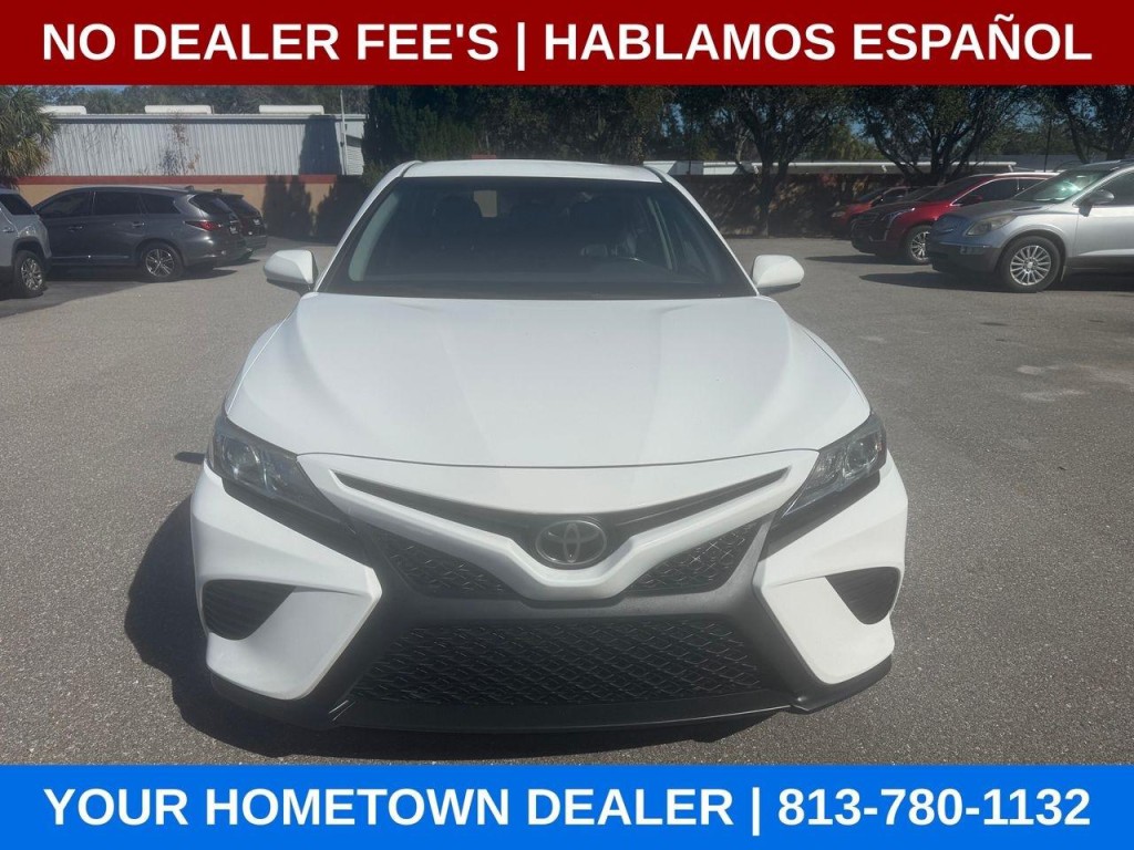 2018 Toyota Camry Image 8