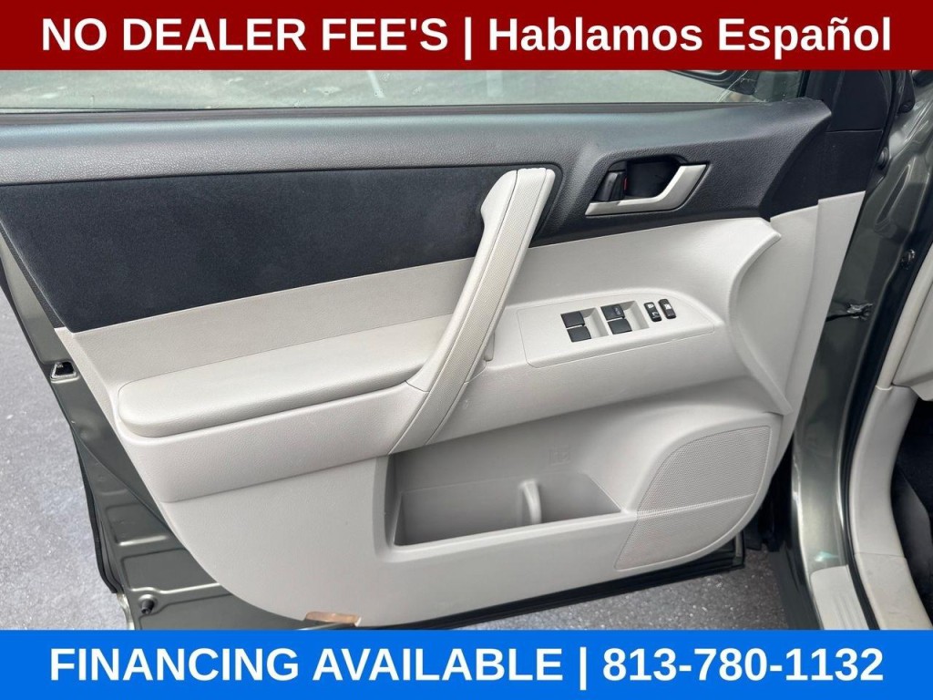 2012 Toyota Highlander Image 18