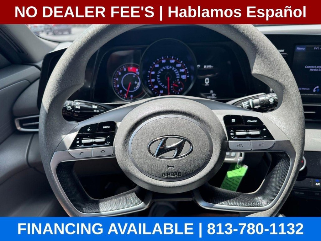 2022 Hyundai Elantra Image 15
