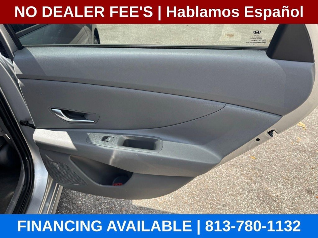 2022 Hyundai Elantra Image 24
