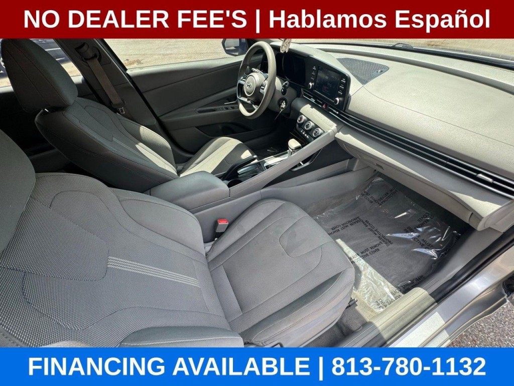 2022 Hyundai Elantra Image 25