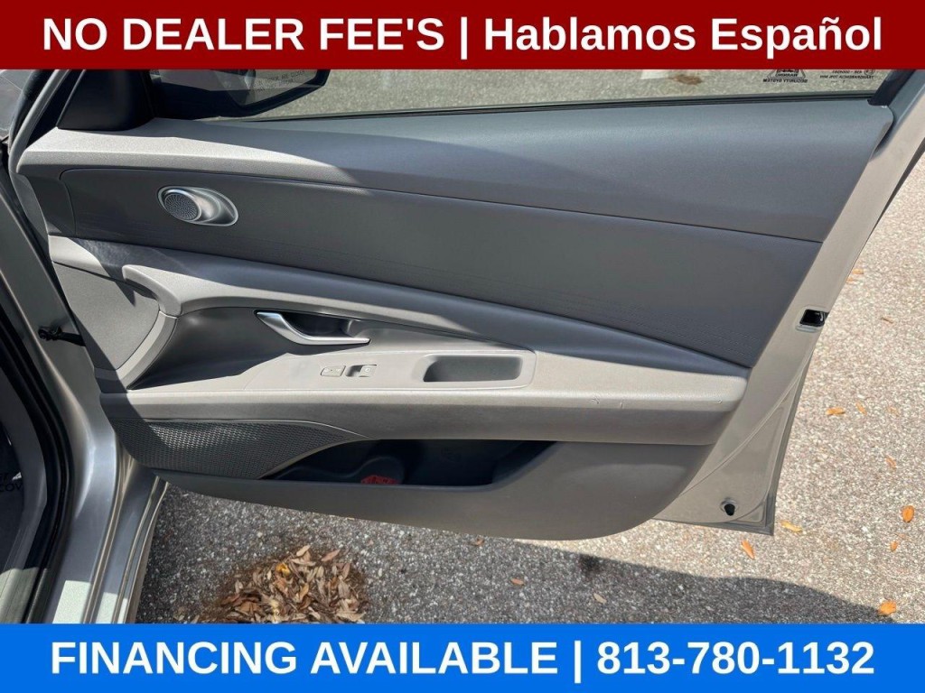 2022 Hyundai Elantra Image 26