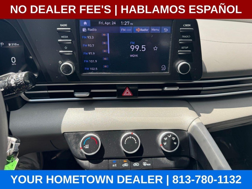 2022 Hyundai Elantra Image 16