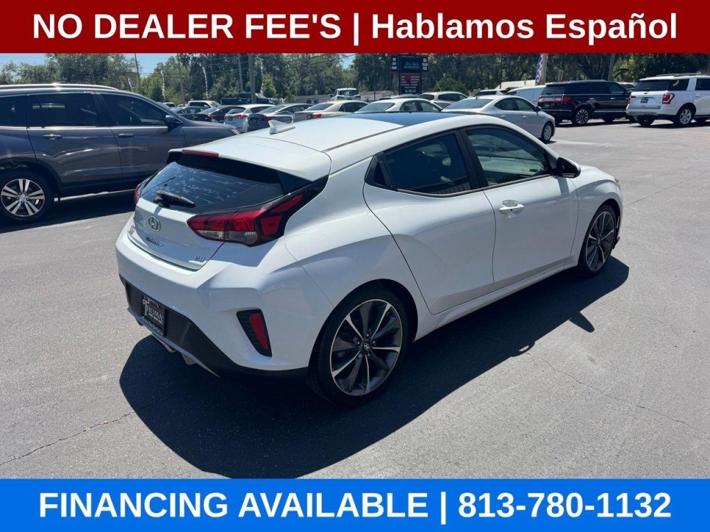 2019 Hyundai Veloster Image 5