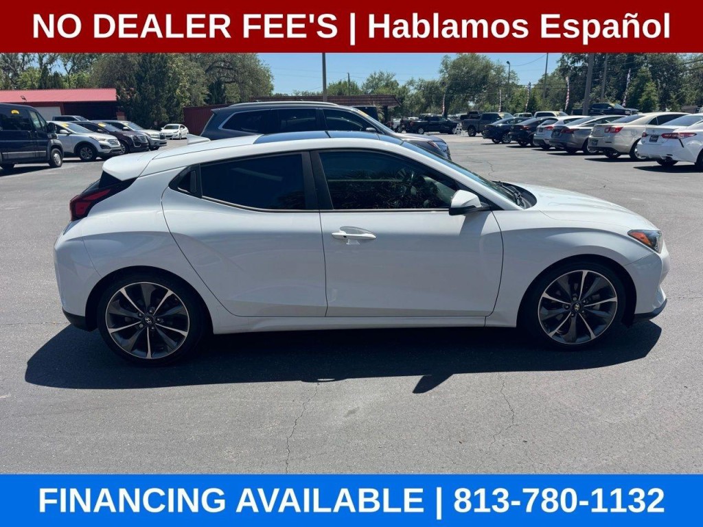 2019 Hyundai Veloster Image 6