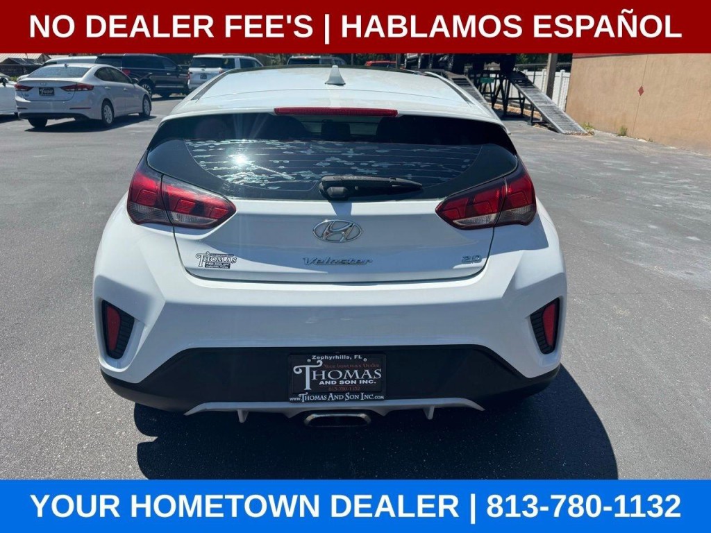 2019 Hyundai Veloster Image 4