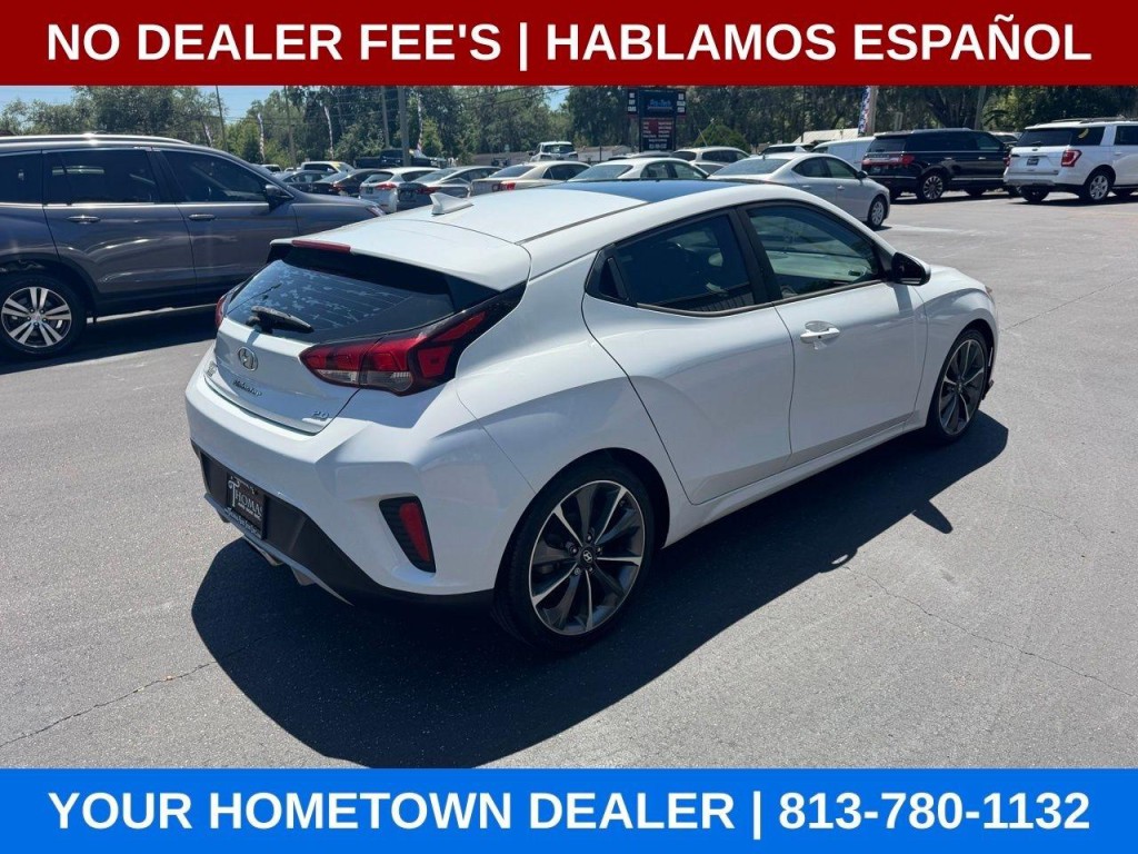 2019 Hyundai Veloster Image 5