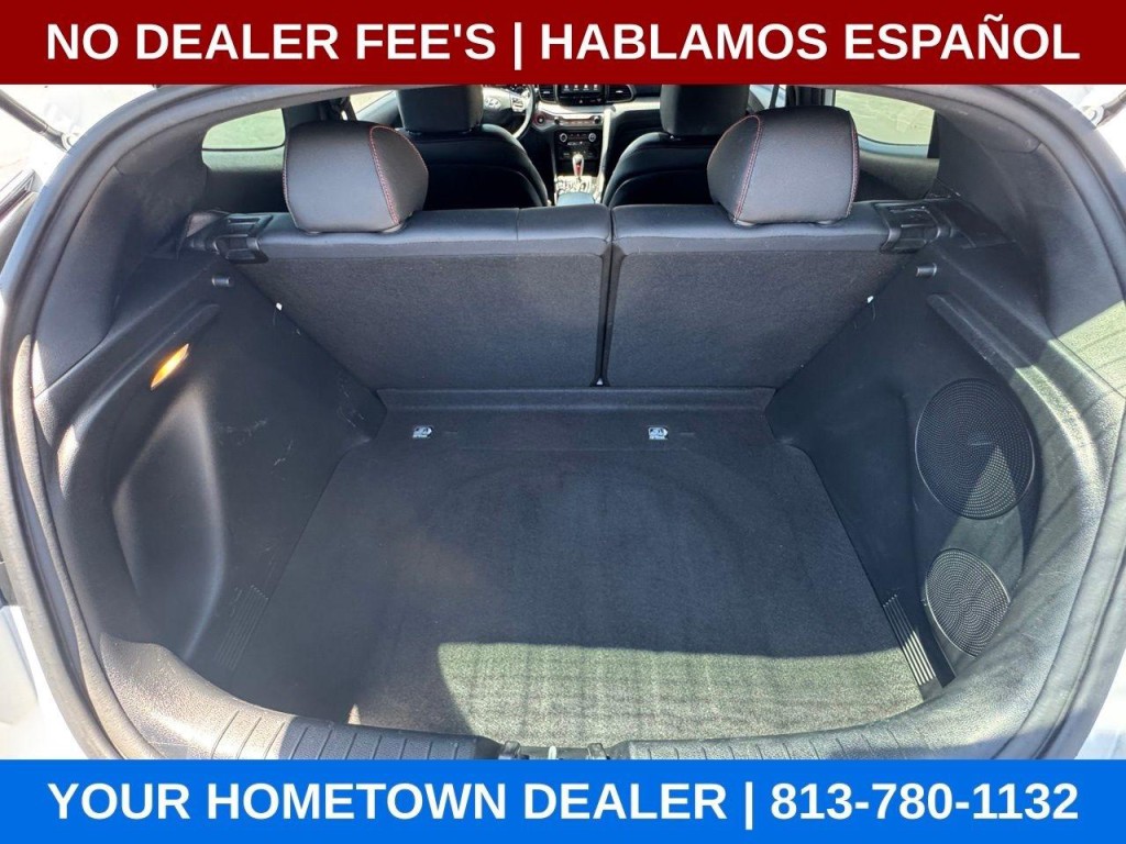2019 Hyundai Veloster Image 22