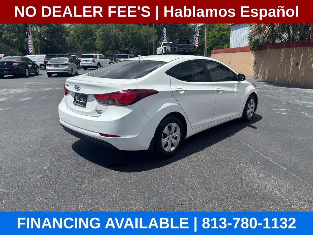 2016 Hyundai Elantra Image 5