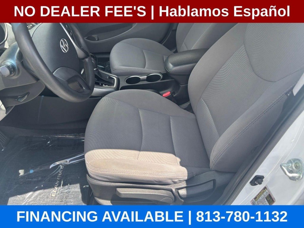 2016 Hyundai Elantra Image 11