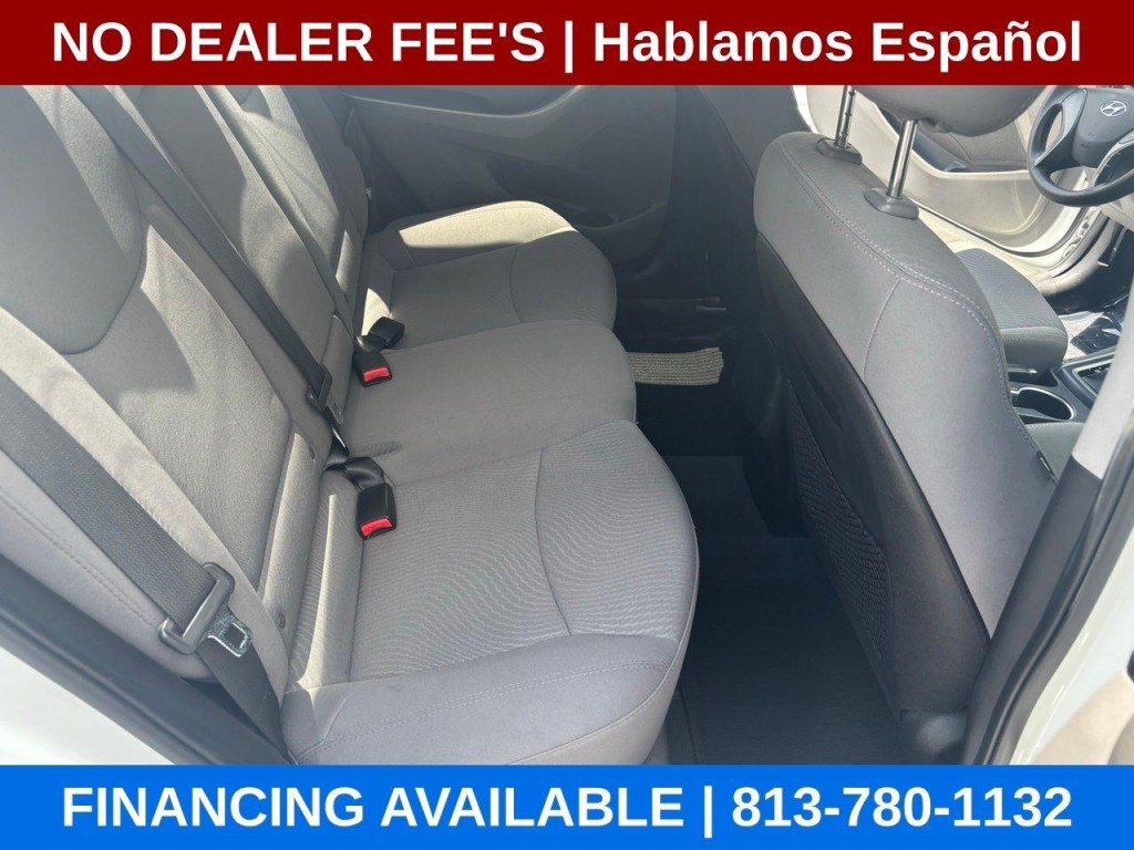 2016 Hyundai Elantra Image 17