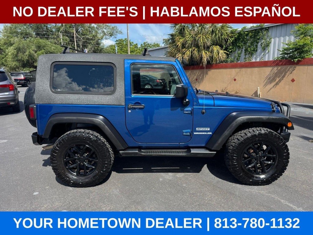 2010 Jeep Wrangler Image 6