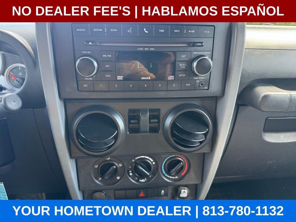 2010 Jeep Wrangler Image 14