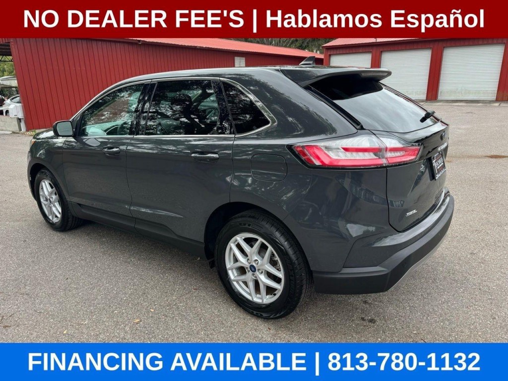 2021 Ford Edge Image 3