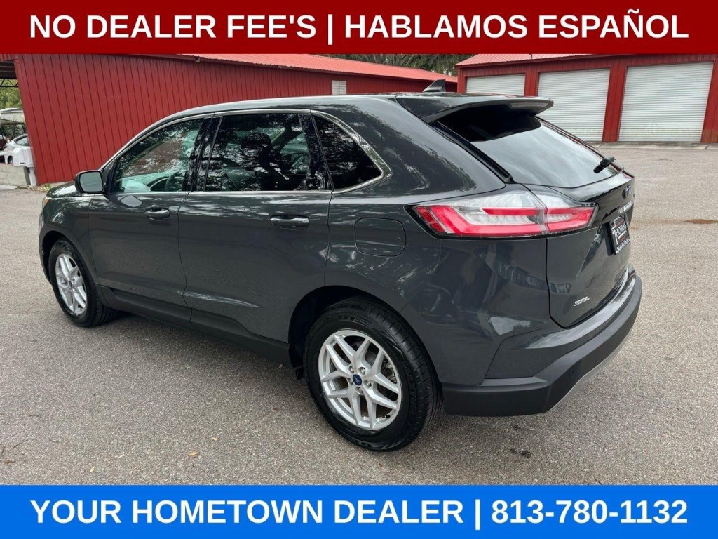 2021 Ford Edge Image 3