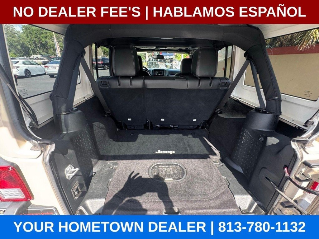 2016 Jeep Wrangler Image 23