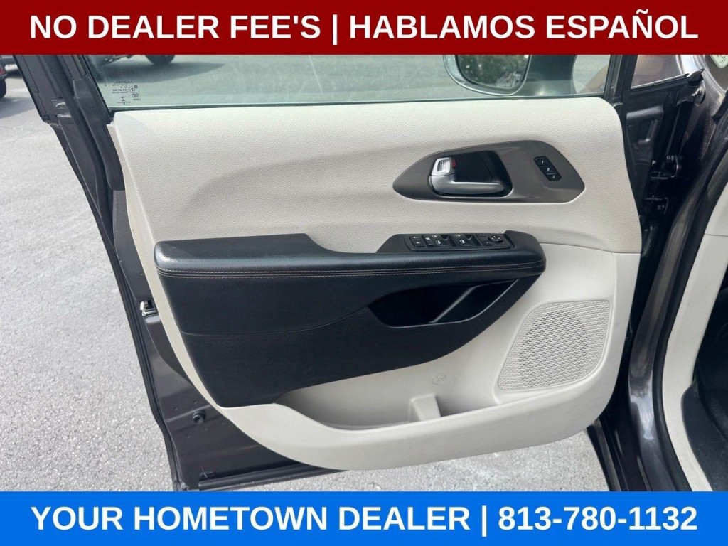 2020 Chrysler Pacifica Image 20