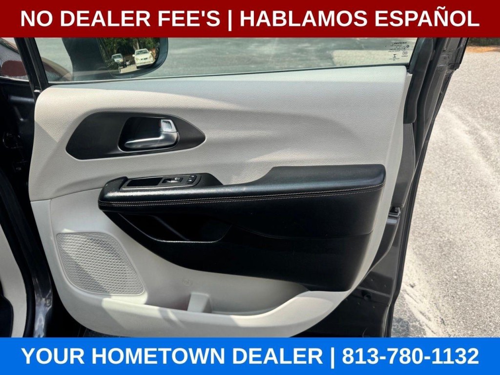 2020 Chrysler Pacifica Image 27