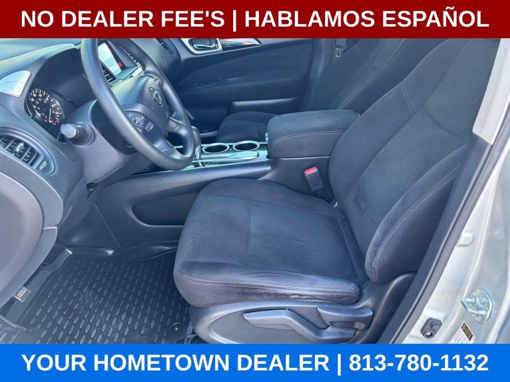 2016 Nissan Pathfinder Image 12