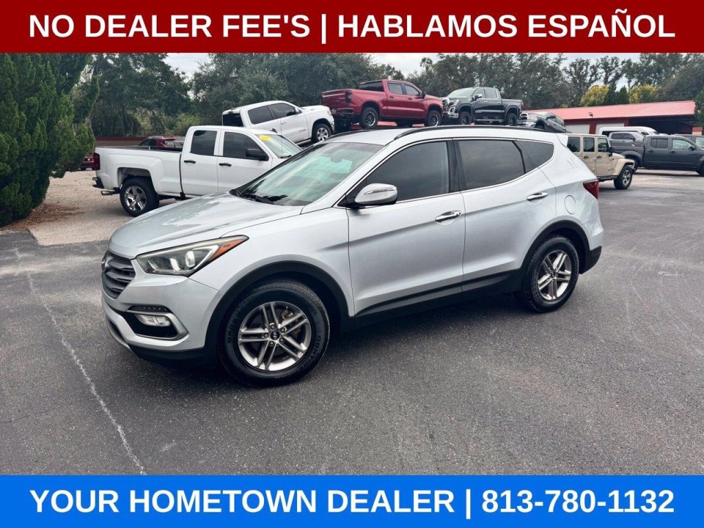 2017 Hyundai Santa Fe Image 1