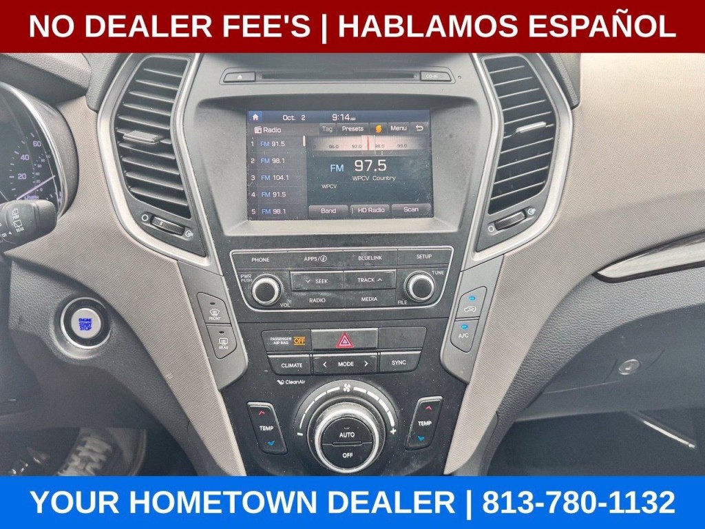 2017 Hyundai Santa Fe Image 16