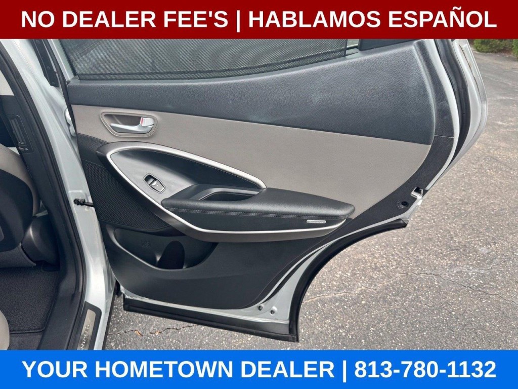 2017 Hyundai Santa Fe Image 23