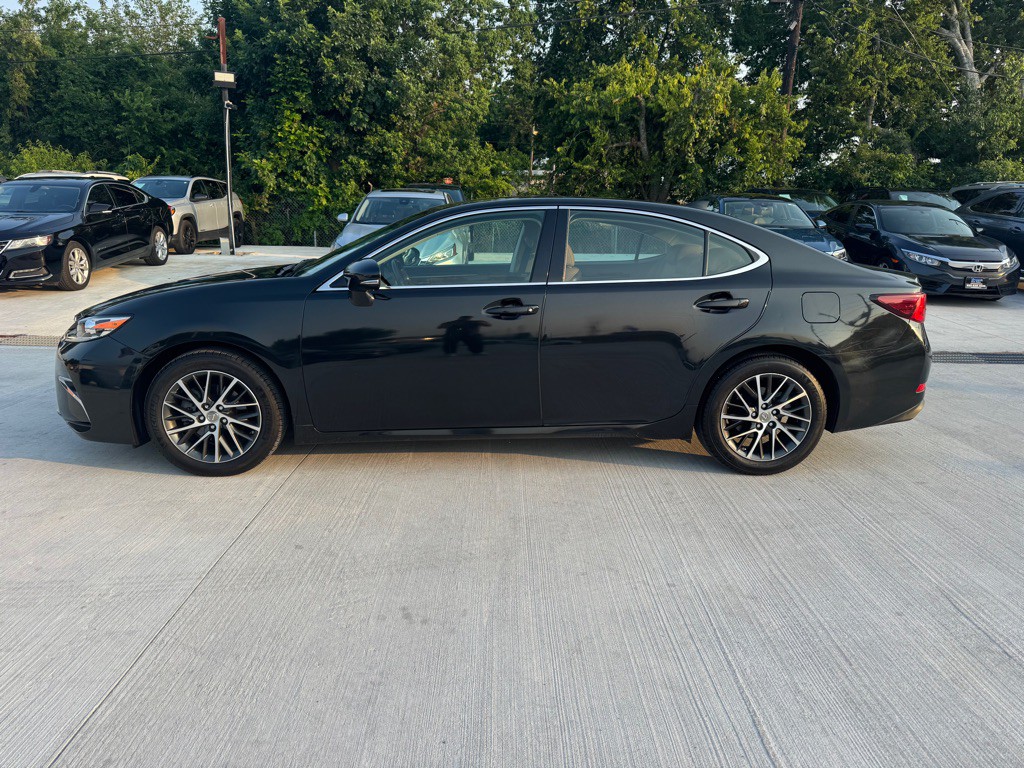2018 Lexus ES 350 Image 3