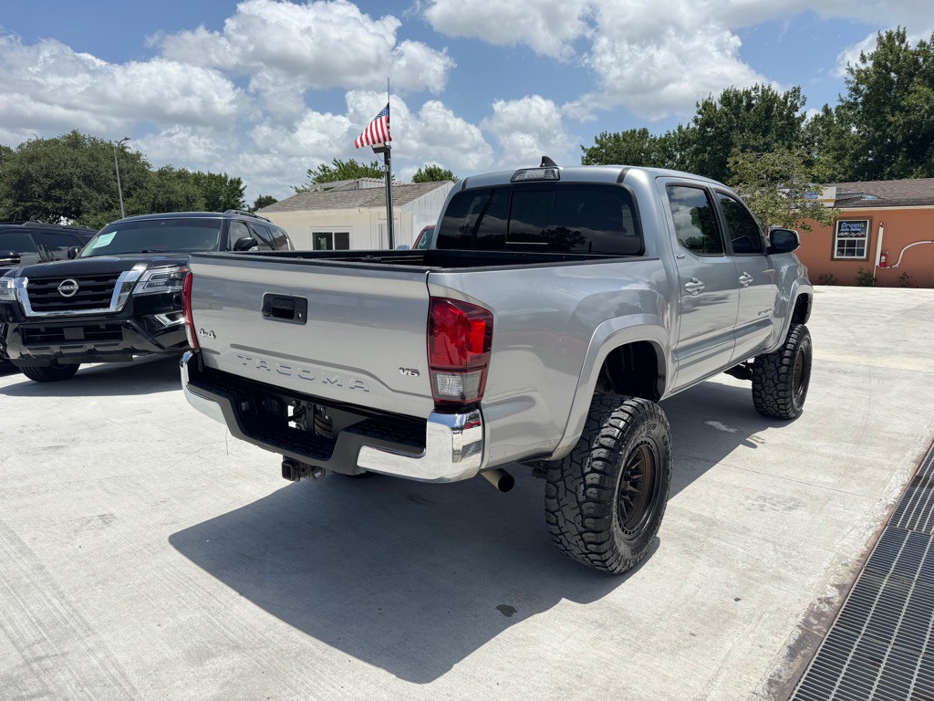 2019 Toyota Tacoma Image 6