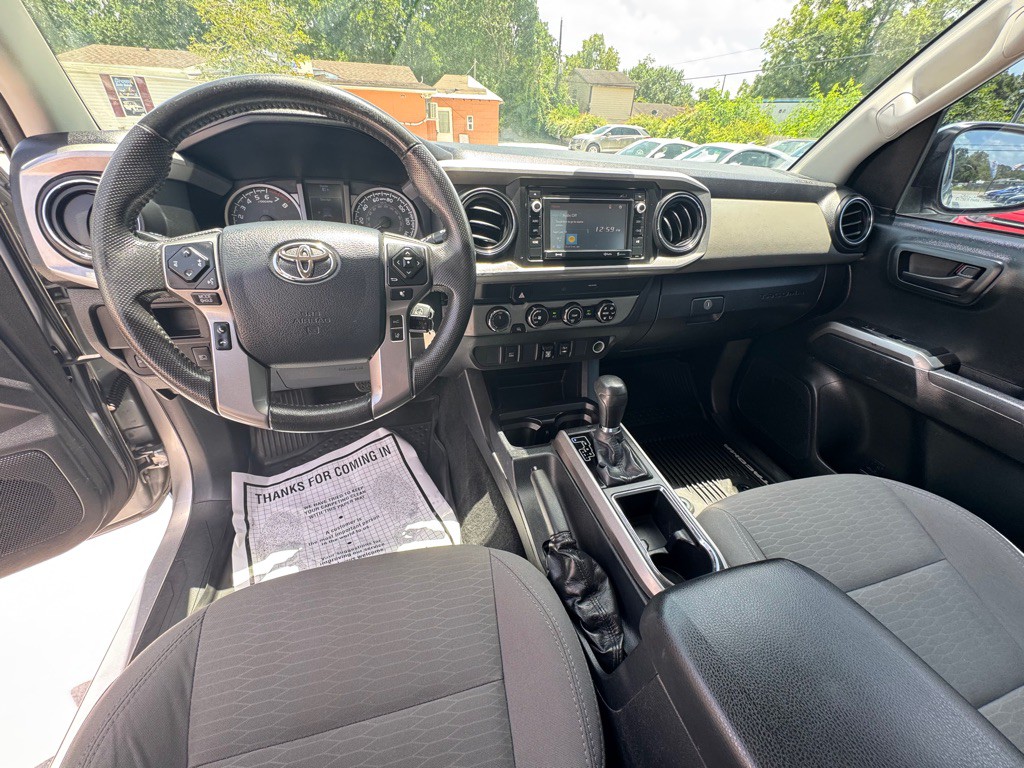 2019 Toyota Tacoma Image 12