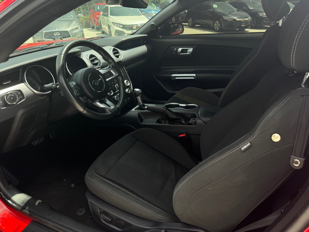 2020 Ford Mustang Image 14