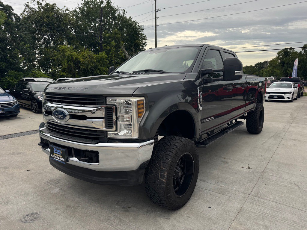 2018 Ford F-250 Image 1