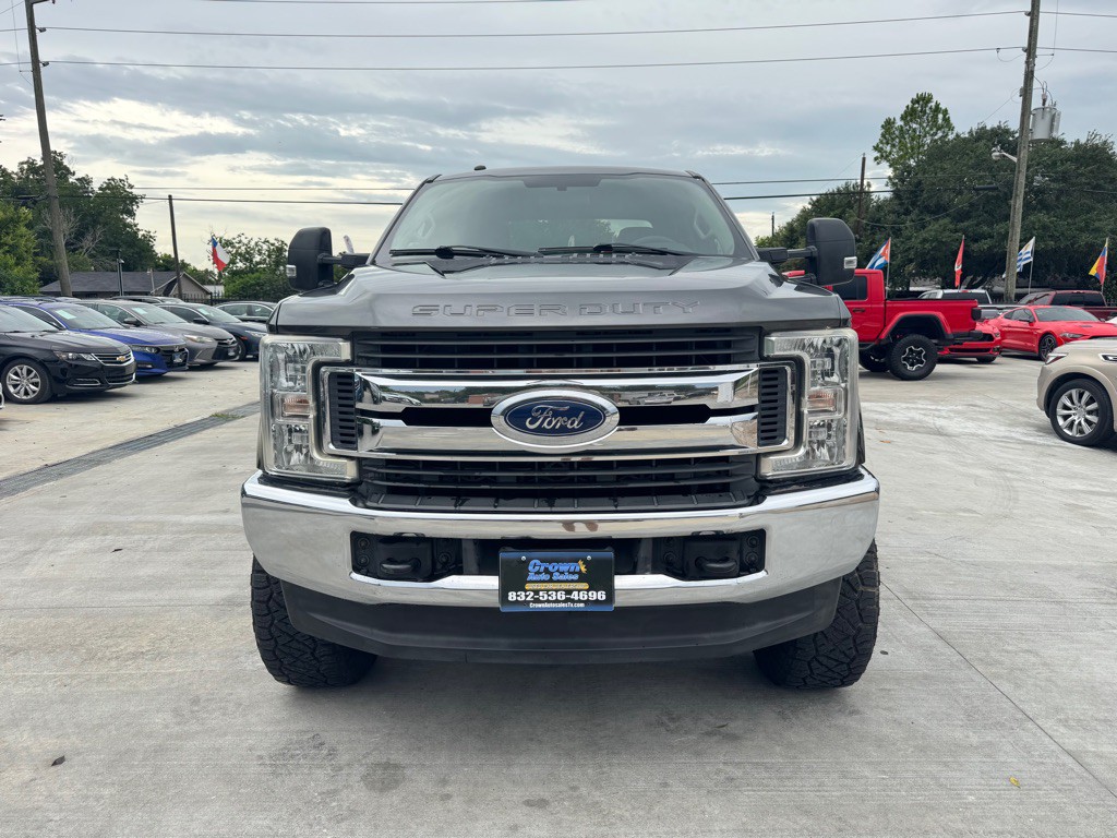 2018 Ford F-250 Image 2