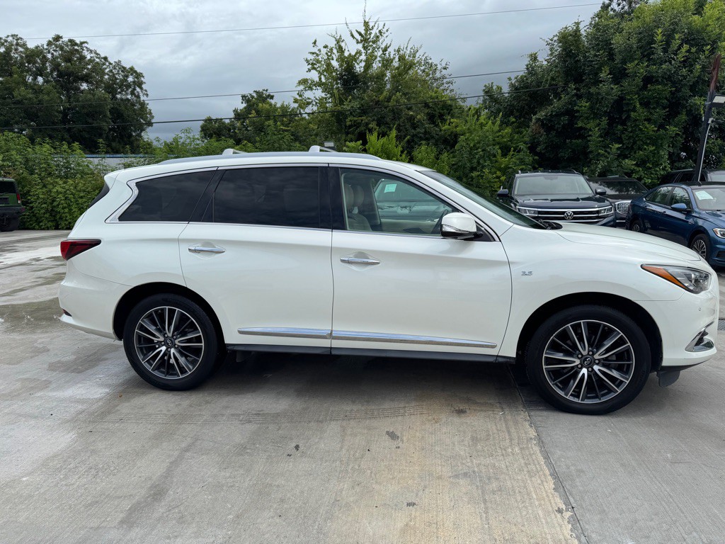 2018 INFINITI QX60 Image 5