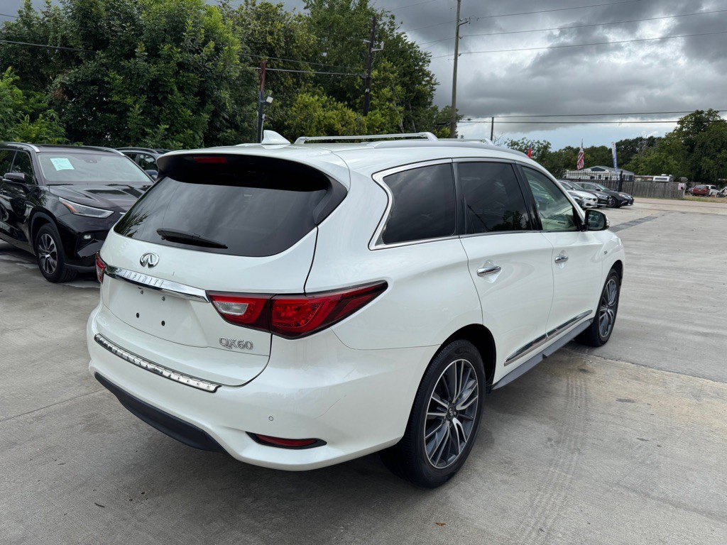 2018 INFINITI QX60 Image 9