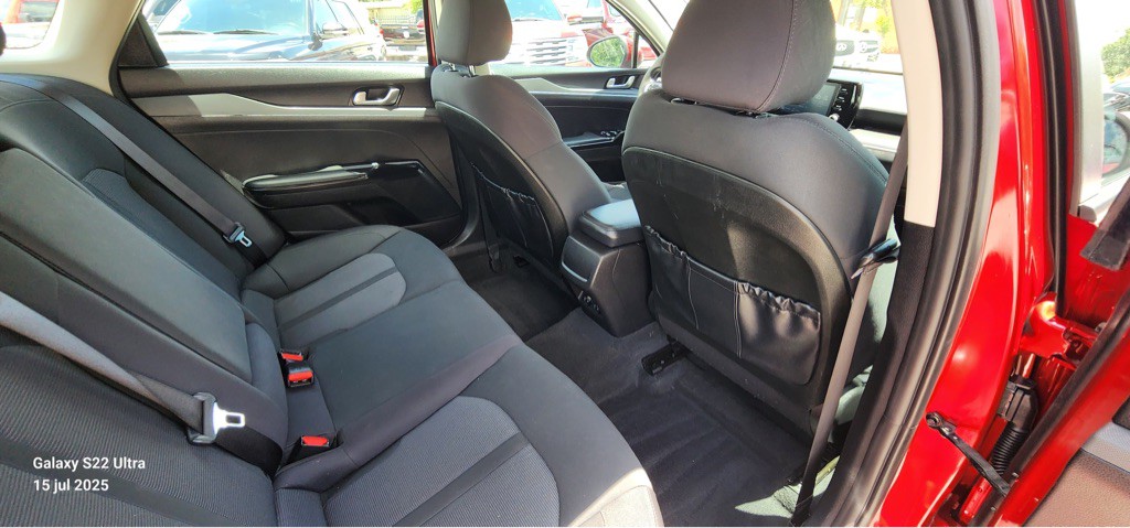 2023 Kia K5 Image 18