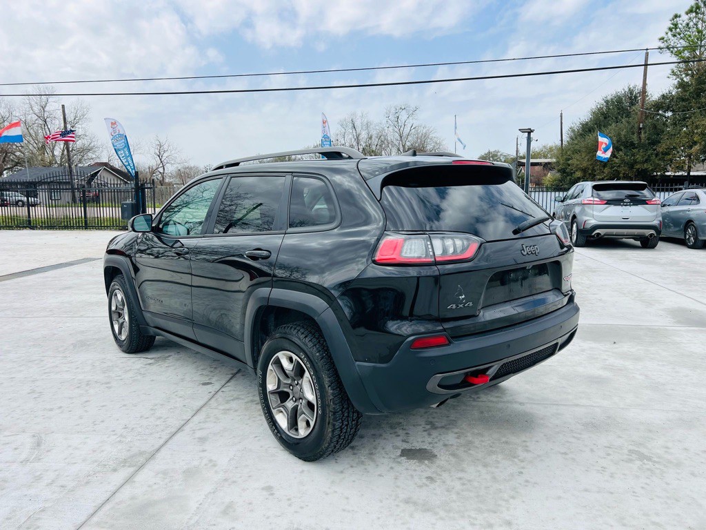 2019 Jeep Cherokee Image 7