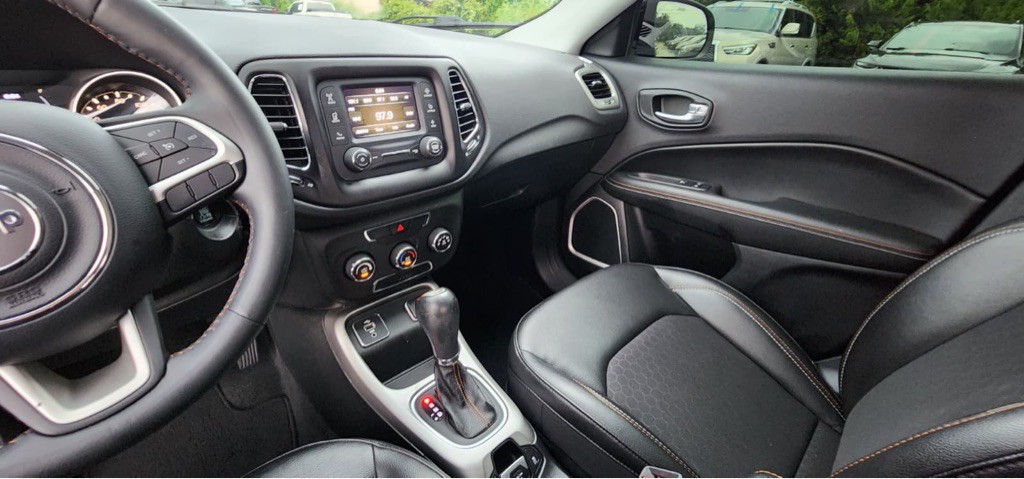 2018 Jeep Compass Image 15