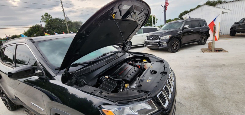 2018 Jeep Compass Image 18