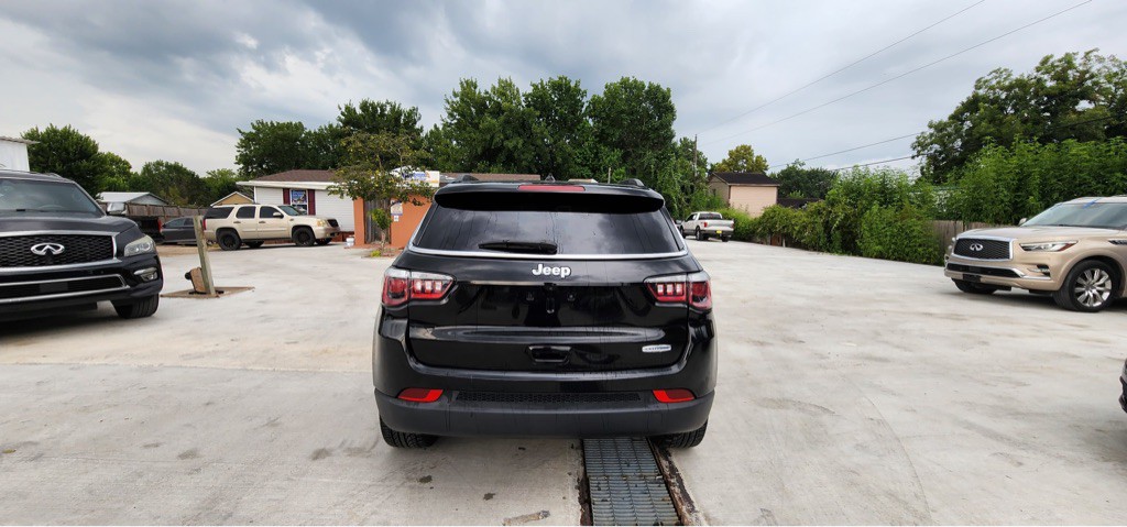 2018 Jeep Compass Image 28
