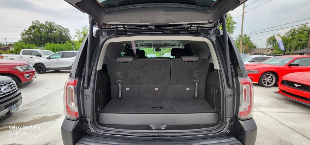 2015 GMC Yukon Image 11