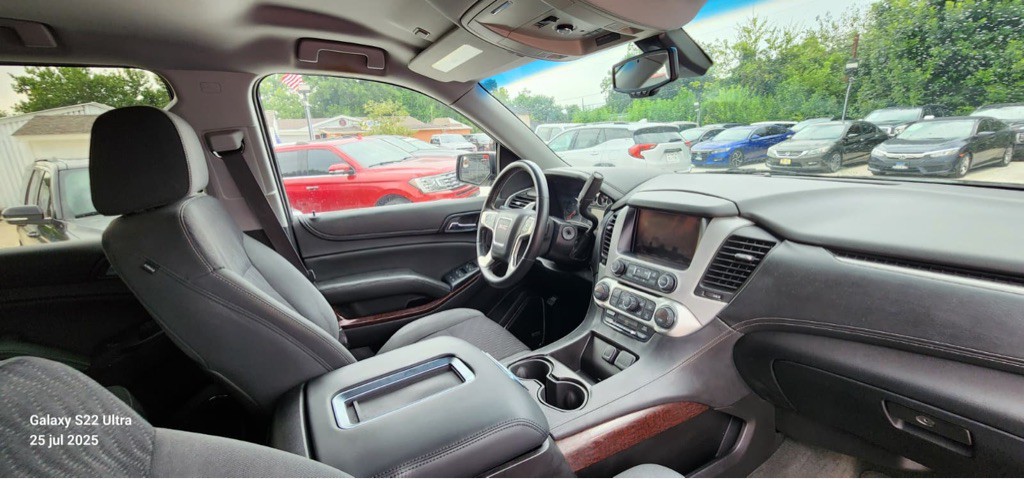2015 GMC Yukon Image 18