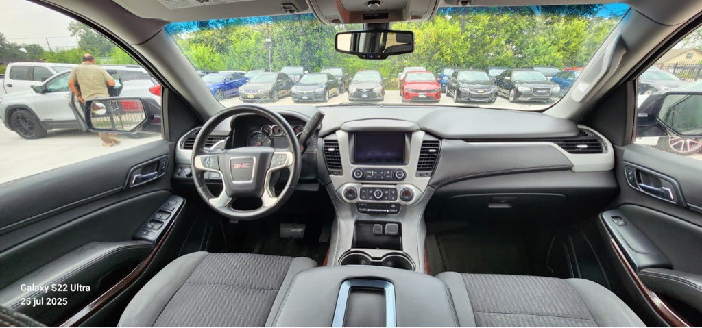 2015 GMC Yukon Image 20
