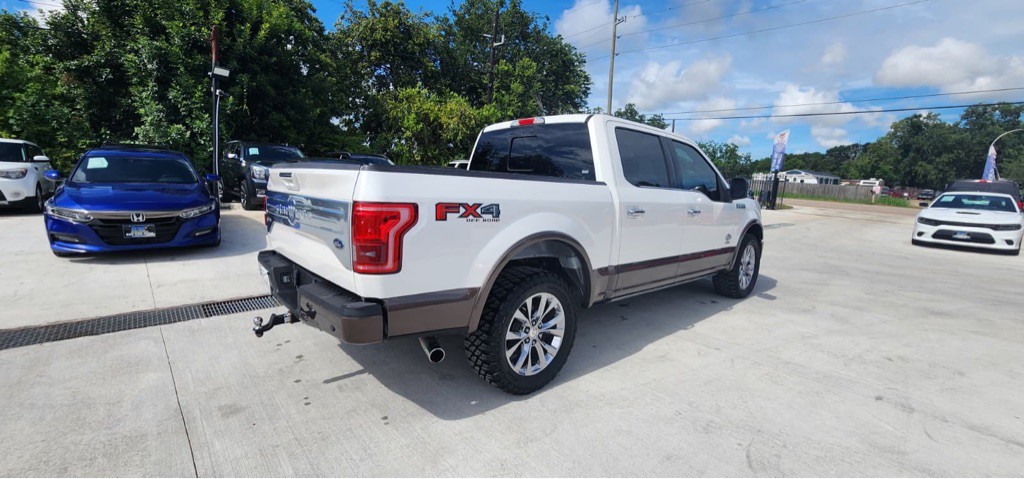 2017 Ford F-150 Image 4