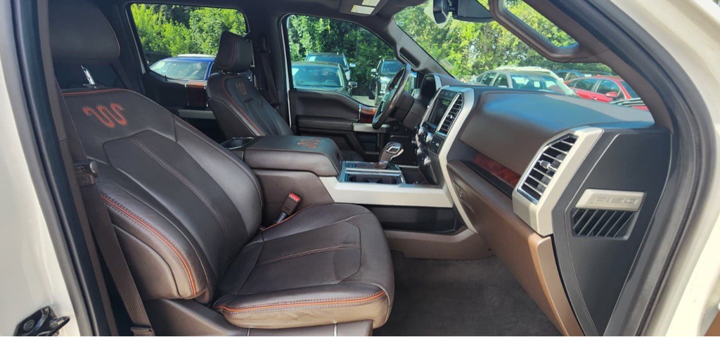 2017 Ford F-150 Image 12