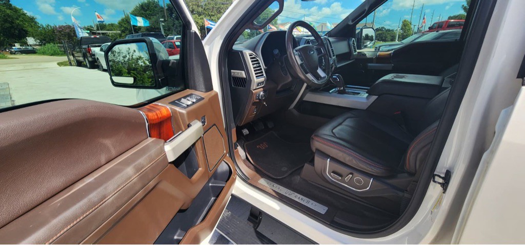 2017 Ford F-150 Image 13