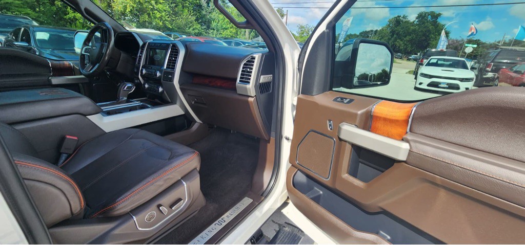 2017 Ford F-150 Image 17