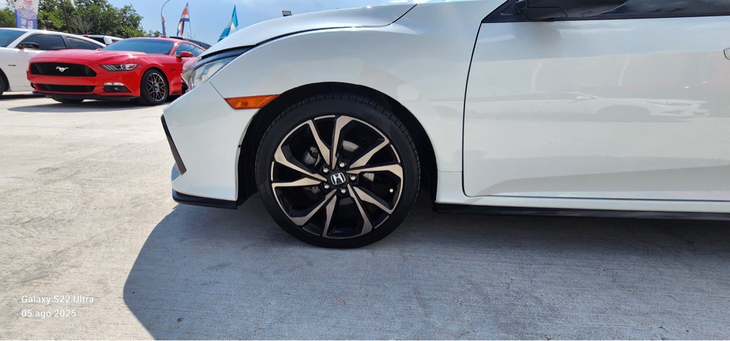 2019 Honda Civic Image 9