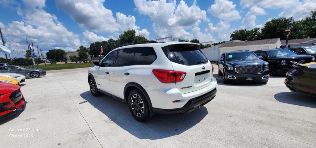 2020 Nissan Pathfinder Image 11