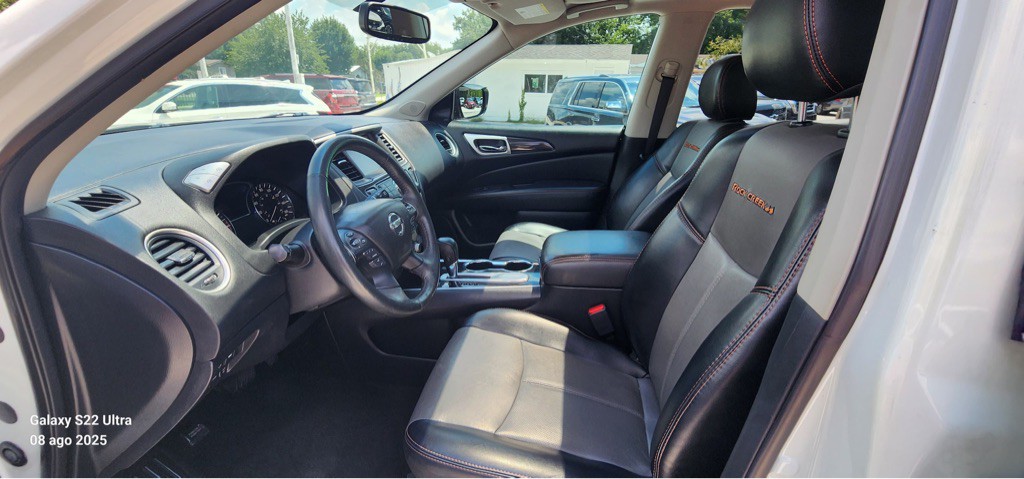2020 Nissan Pathfinder Image 14